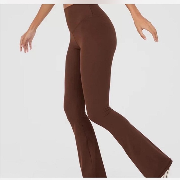aerie Pants - Offline by Aerie Real Me Flare Hi-Rise Chocolate Leggings Size Medium
